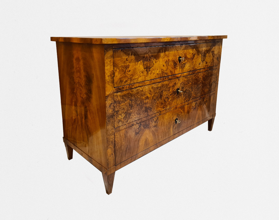 wohnschmiede-fridrich-nussbaum-kommode-03