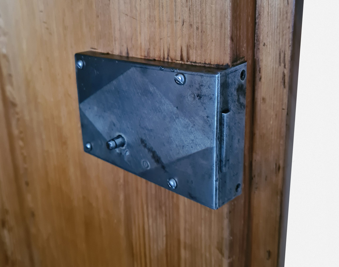 wohnschmiede-fridrich-biedermeier-schrank-klein-04